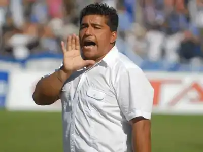 El Turco Asad regresa a Godoy Cruz con la misión de evitar el descenso