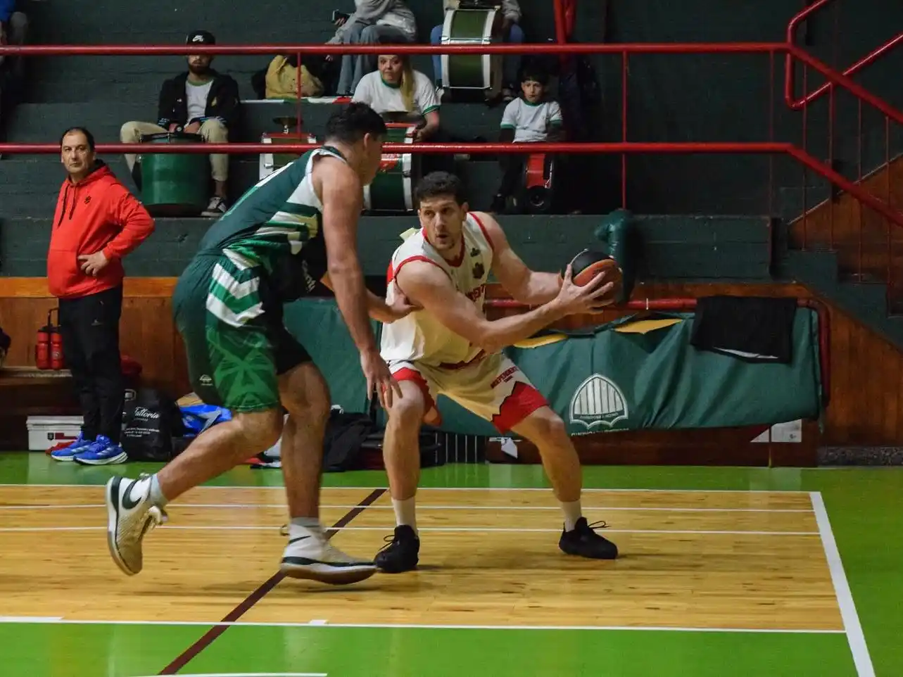 Alejandro Arca, importante en la racha rojinegra.