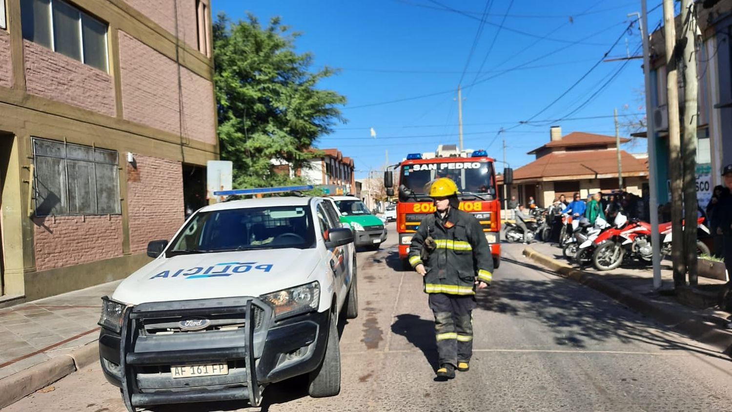 Se incendió una escuela en San Pedro y tuvieron que evacuar a los alumnos 