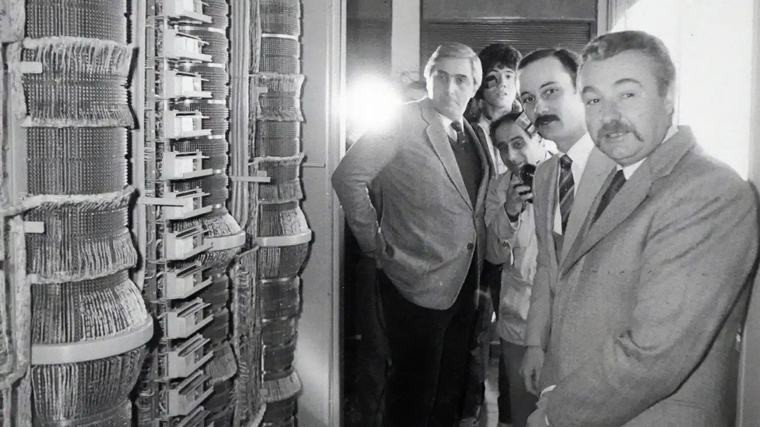Recorrida. El intendente José Taraborelli en las instalaciones de ENTEL