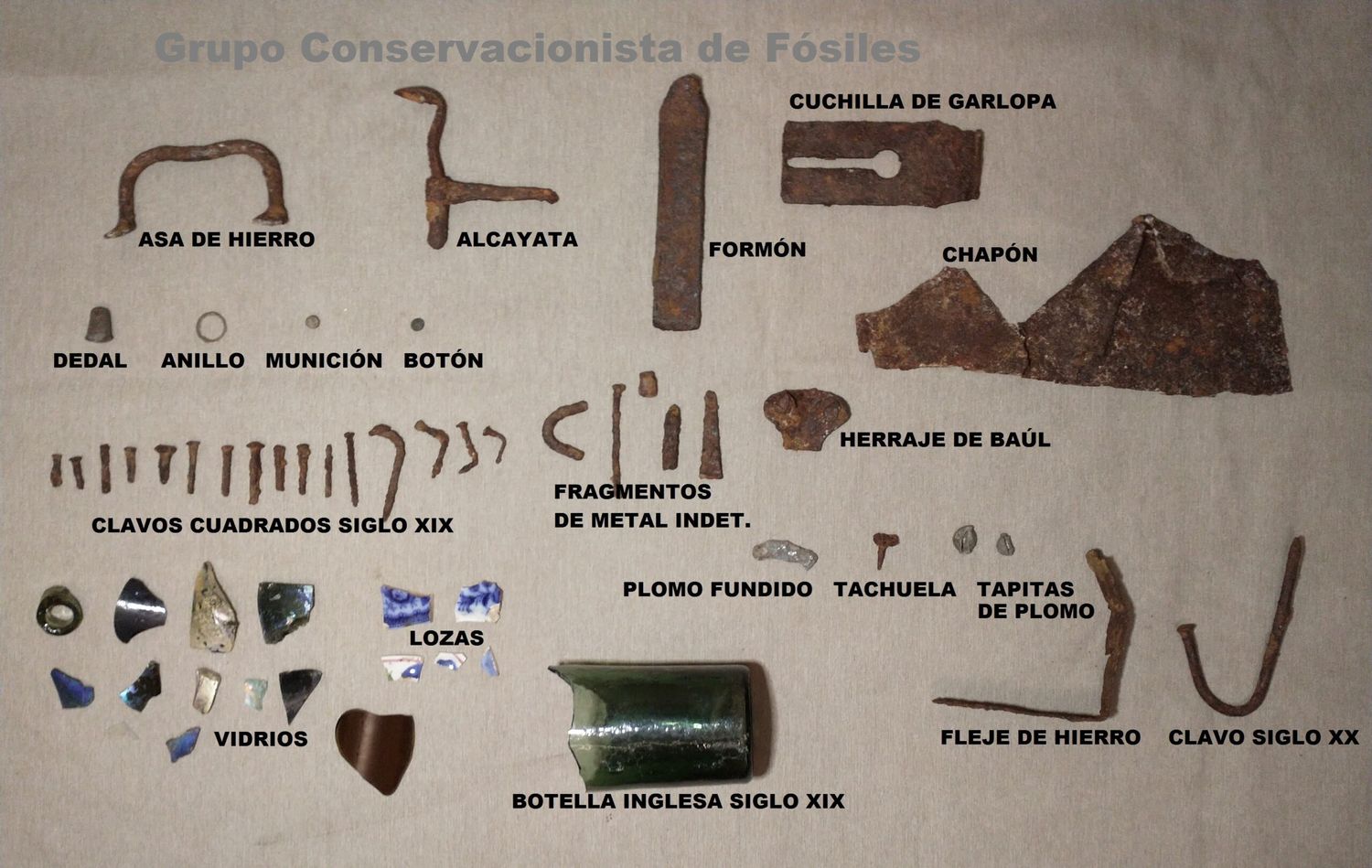 Plaza Constitución: cimientos del pórtico y elementos recuperados para el patrimonio histórico