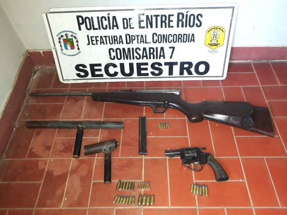 Impresionante enfrentamiento con la policía