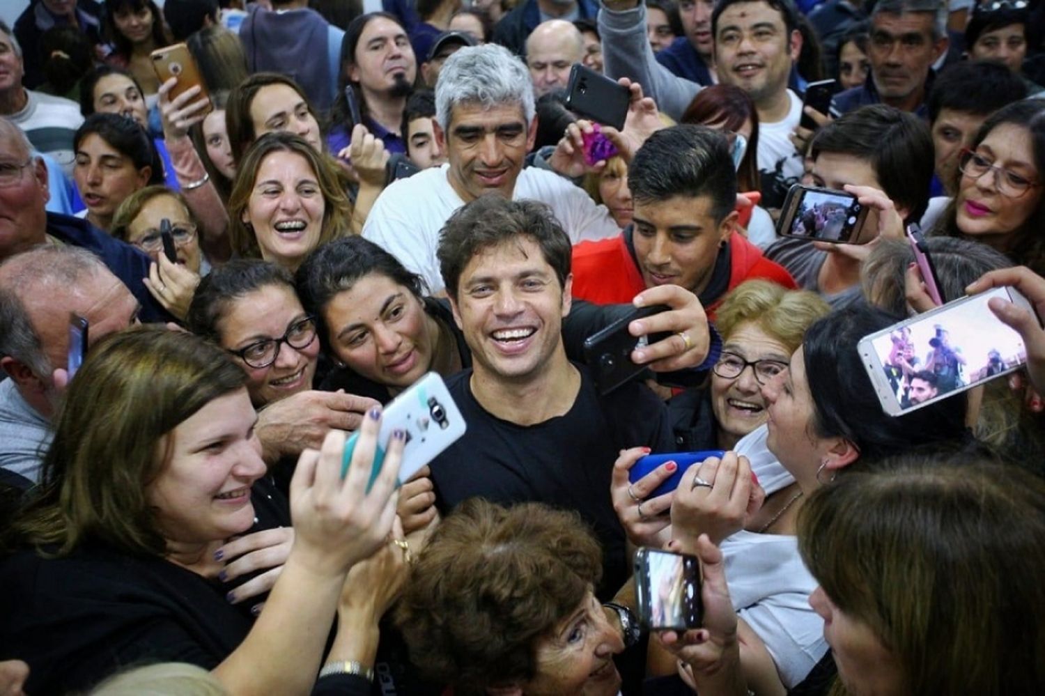 Elecciones 2019: Kicillof de campaña en San Pedro, Zárate y Campana