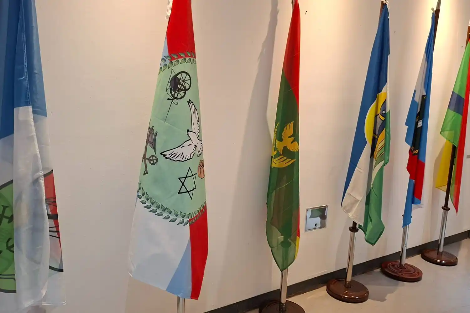 Aniversario de Entre Ríos: inauguran muestra de vexilología y feria de emprendedores en Paraná