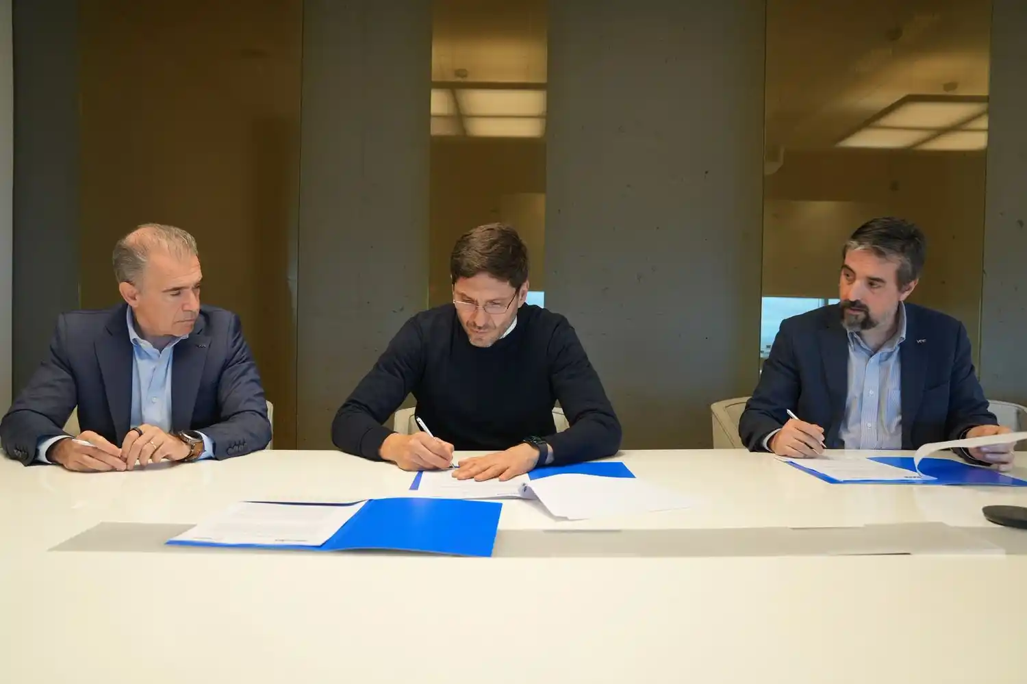 "Somos la primera provincia que logra llevar adelante este convenio", dijo Pullaro.