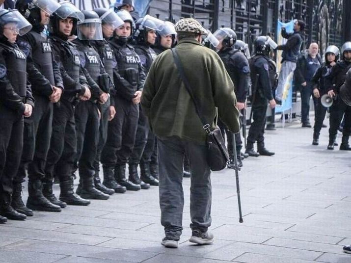 Gialluca pidió al Congreso rechazar vetos de Milei
