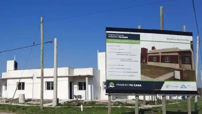 Con fondos provinciales se construyen viviendas en cinco localidades