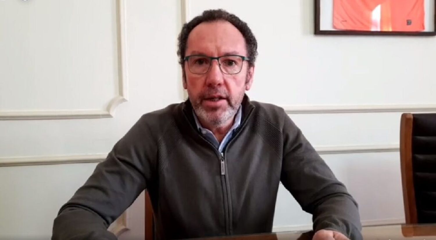 Carlos Casares: Intendente dio positivo de COVID y explicó por qué cerró la municipalidad