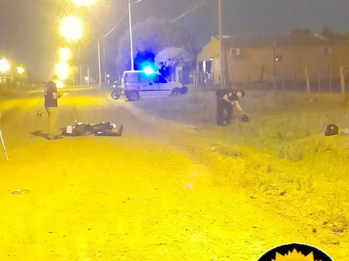 Conducía alcoholizado un camión, atropelló una moto, se fugó y dejó a un niño con lesiones graves