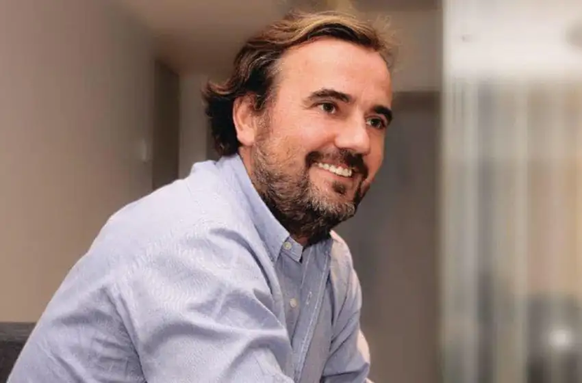 El empresario contó el comienzo de la empresa y cómo se fue adaptando a los diferentes cambios tecnológicos.
