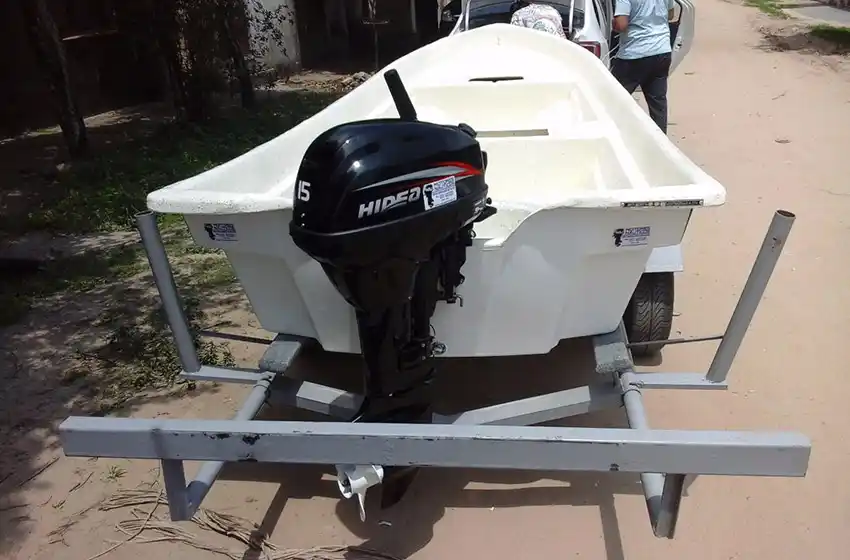 Recuperan una lancha robada