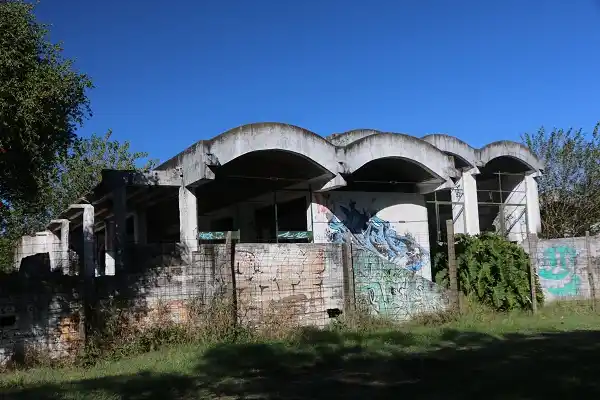 La Delfina será recuperada con mesas, bancos y paseo peatonal