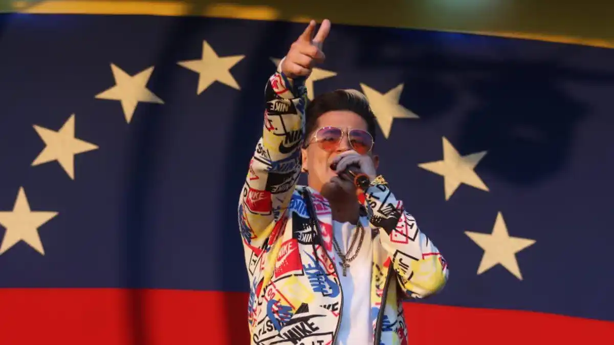 Leo Romero presenta su nueva aventura musical (video)