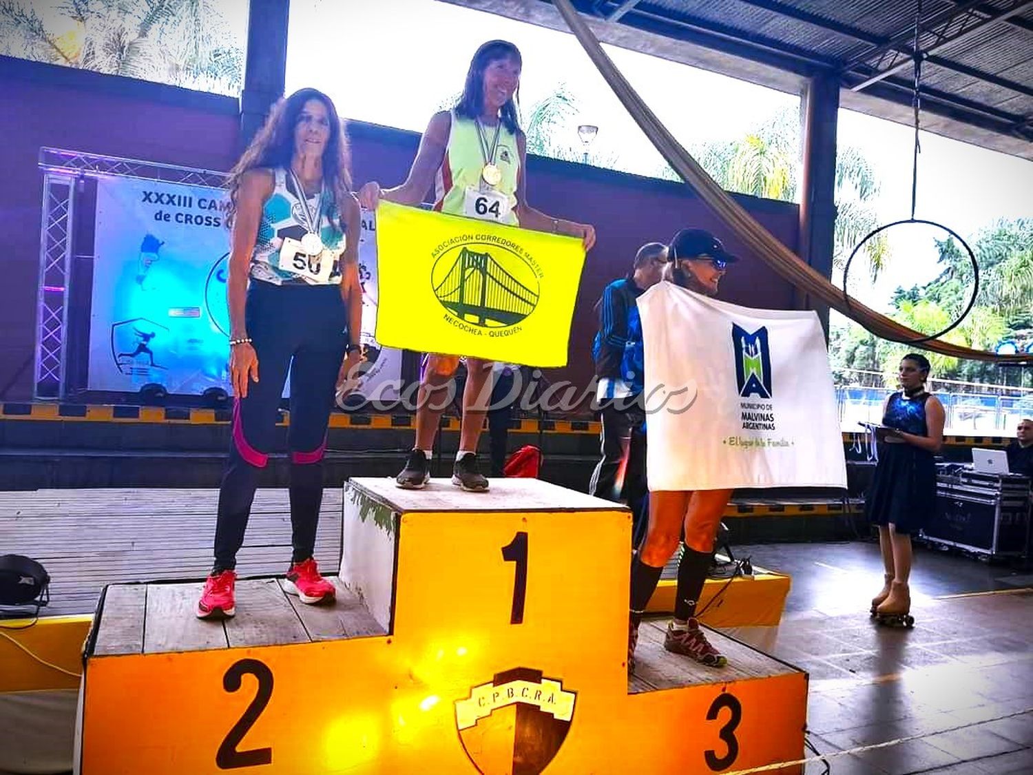 Elena González, en lo más alto del podio