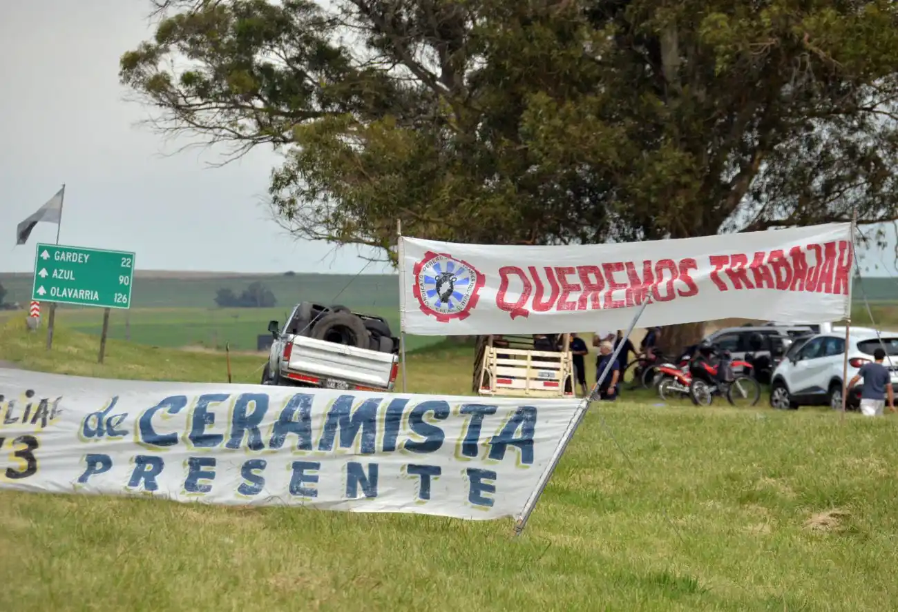 Bajo el lema "Queremos trabajar", los empleados de Loimar se movilizan en la Ruta 226