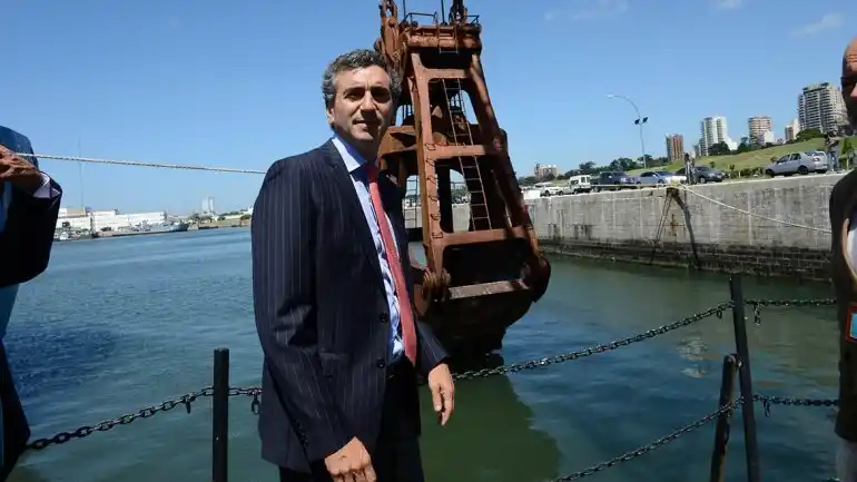 Incorporan 11 embarcaciones para dragado en puertos locales