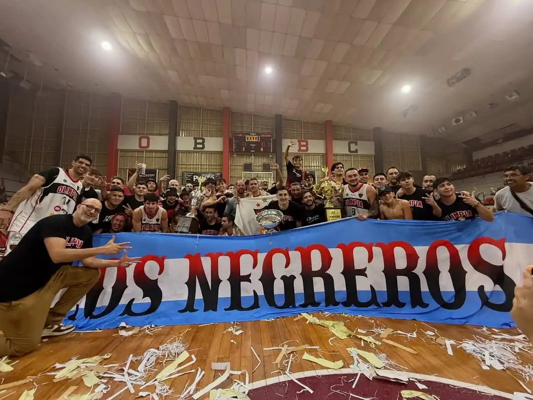 Olimpia tricampeón - 2