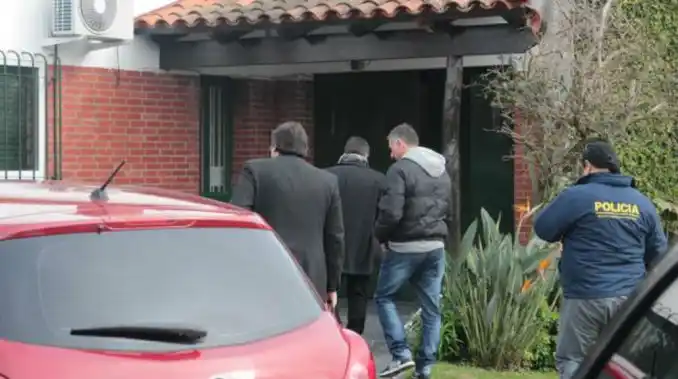 Ensenada: Profesora de Historia y su esposo detenidos por pedofilia