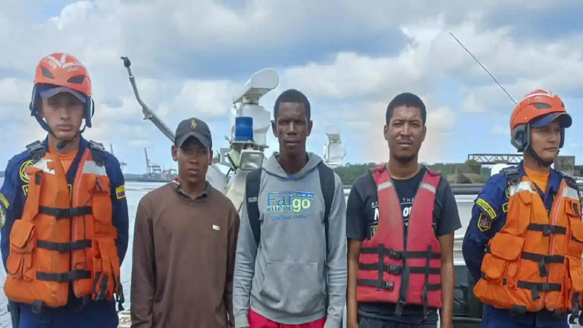 SOBREVIVIERON 11 DÍAS a punta de cocos: Colombia rescata a náufragos panameños