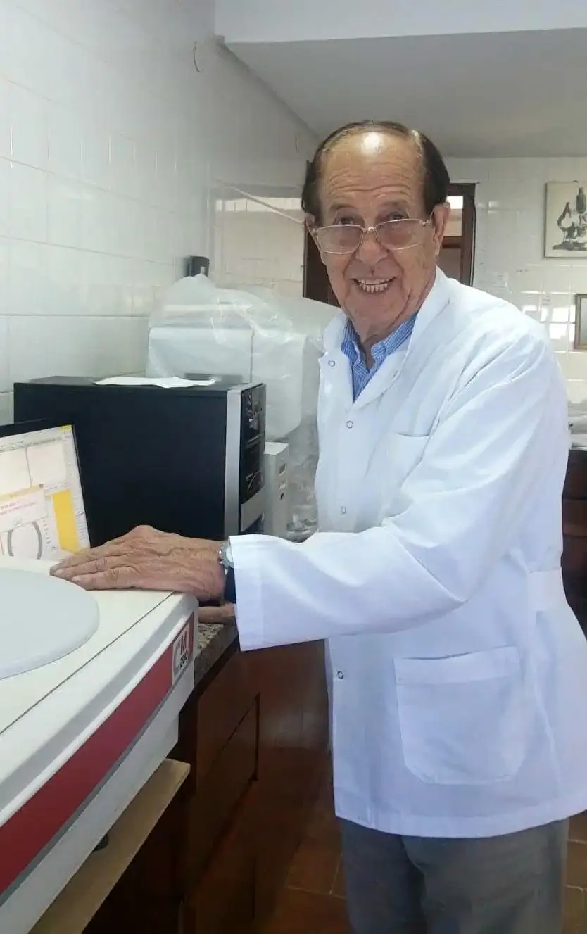 Dr. Hugo Cadirola,que formó una dupla de sabiduría y afecto con su hermana Luz-