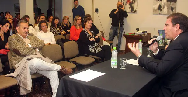 Charla en Magistrados
