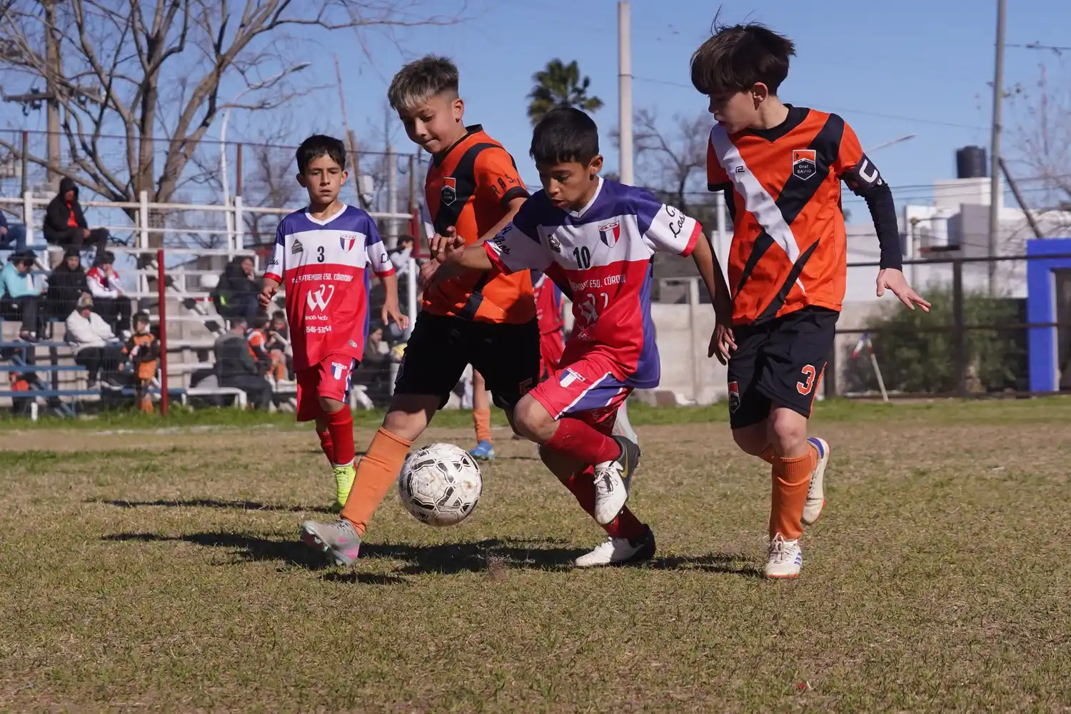 Jornada sabatina de fútbol en San Francisco y la zona.