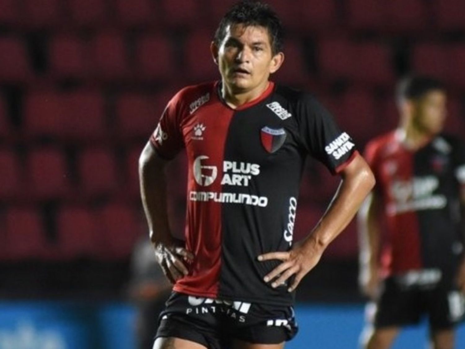 “Pulga” Rodríguez vuelve del retiro a jugar en Colón