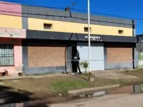Una joven fue asesinada por su ex pareja mientras trabajaba en un bar de una localidad de la provincia