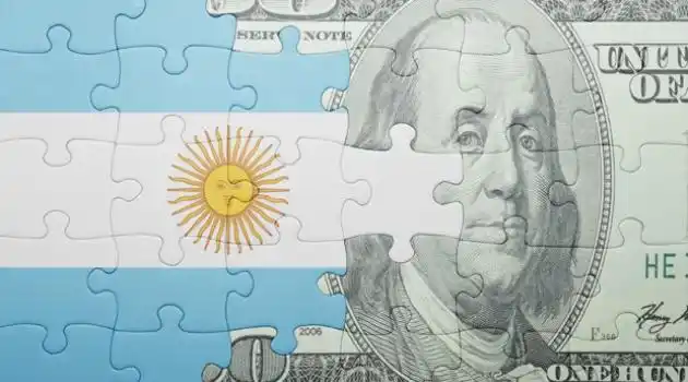 Advierten que la estabilidad del tipo de cambio estará influenciada por el resultado del blanqueo