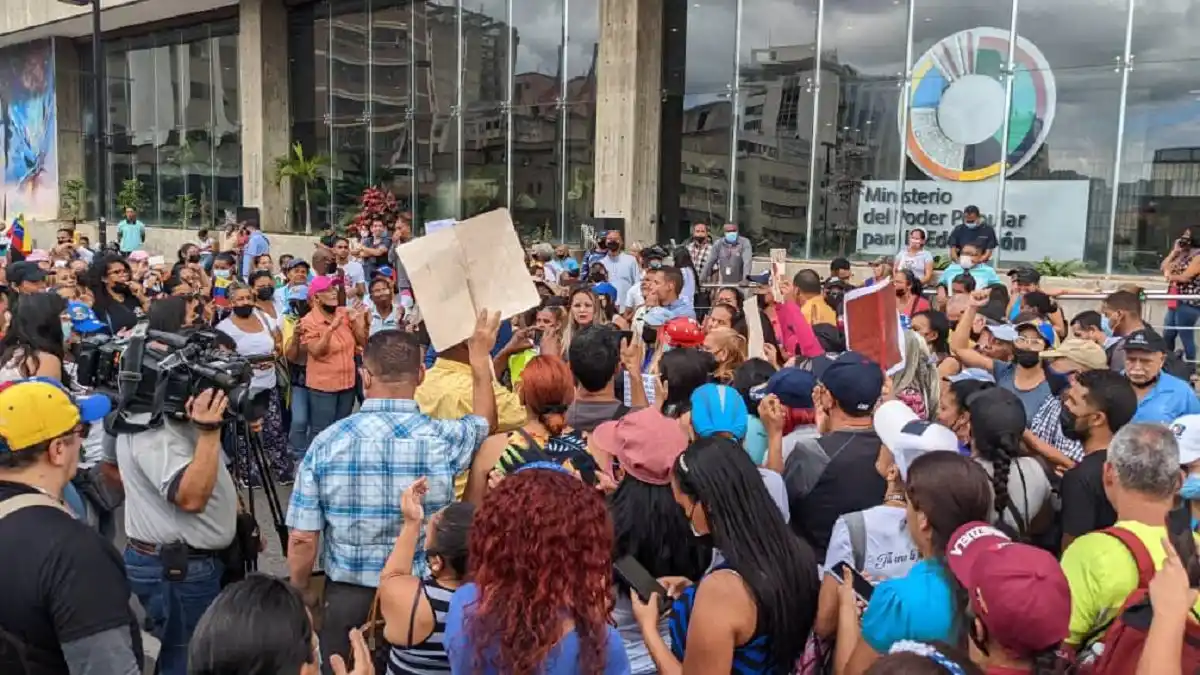 ¡»LA CAMPAÑITA POR REDES» QUE MOLESTA! Maduro dice que lo de la ONAPRE es manipulación de la «izquierda fracasada y la derecha corrupta»