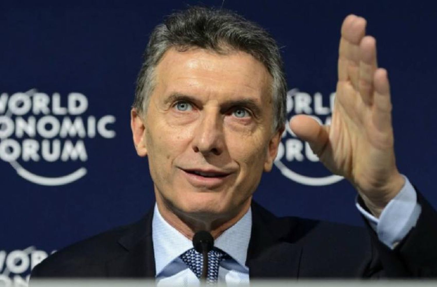 En Davos, Macri insistió que su principal eje es "reducir la pobreza"