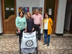 Rotary Club Gualeguay donó una silla de ruedas a la Dirección Departamental de Escuelas