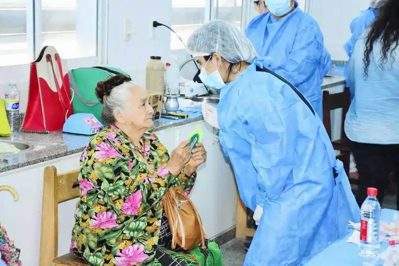 OPNGT: realizaron la entrega
de 278 prótesis dentales