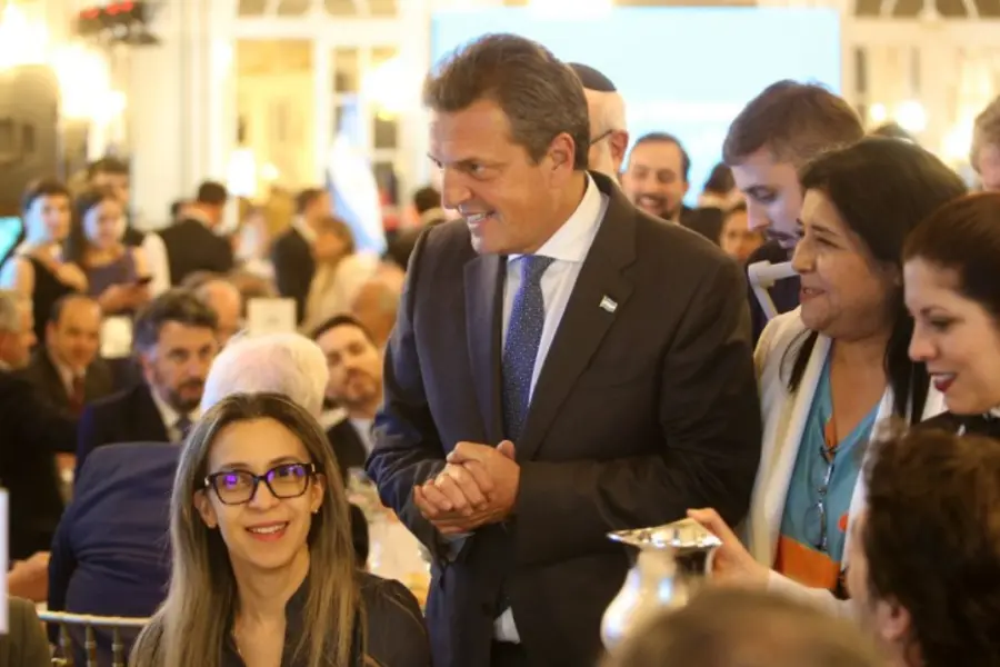 Massa ante empresarios: "Quiero ser el presidente que entierre la grieta"
