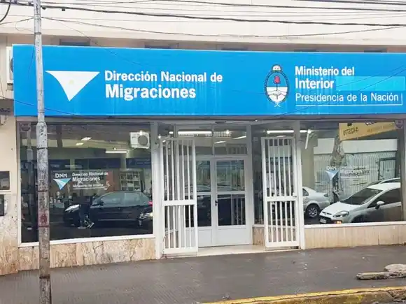 El Gobierno modificó la ley que regula la política migratoria