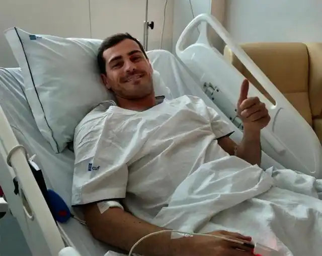 Iker Casillas sufrió un infarto mientras entrenaba en el Porto

