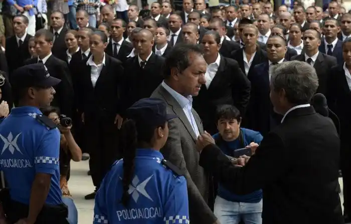 Scioli dio inicio al ciclo lectivo de la policía local en San Fernando