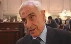 “Debemos discutir temas, no espasmos presidenciales”