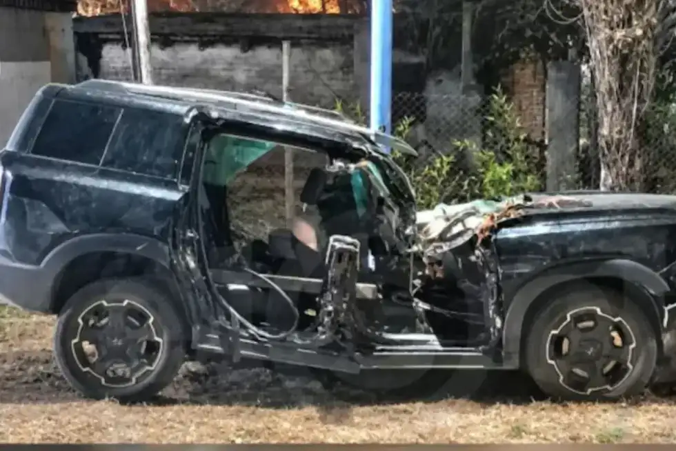 La camioneta en la que se movilizaban.