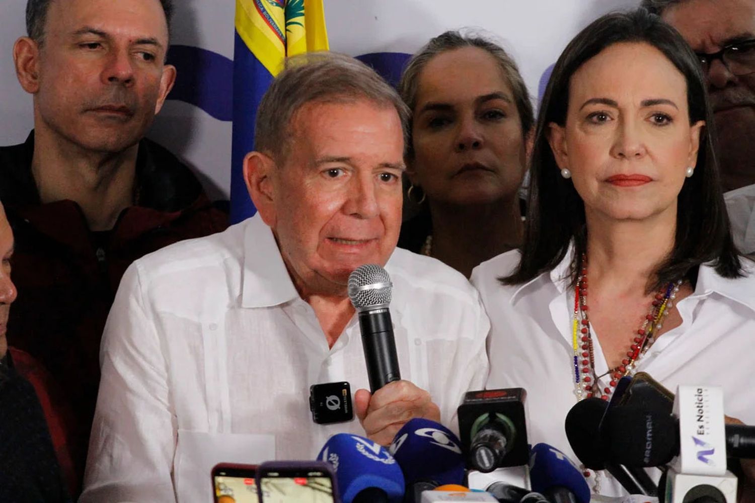 González Urrutia planea volver a Venezuela para la asunción presidencial