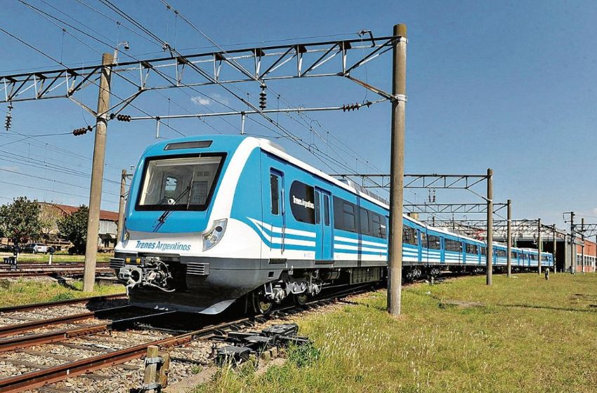 Temporada 2021: los trenes a Mar del Plata llevarán bandeja automovilera este verano
