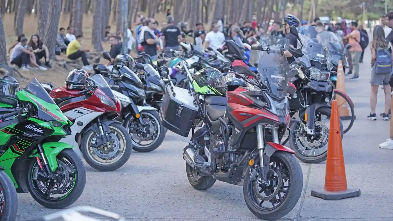 El Grupo Motero Whatsapp celebró un nuevo encuentro con más de 170 de motos