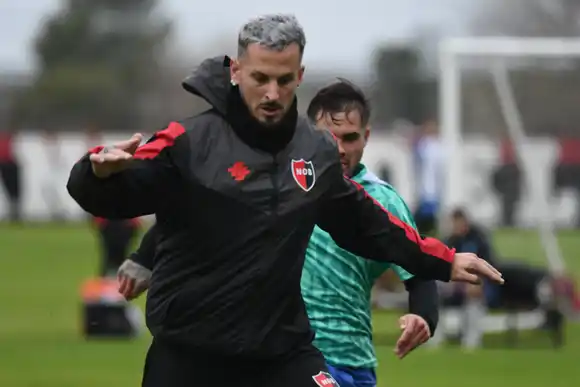 Con doblete de Benedetto, Newell's empezó el fin de semana venciendo a Argentino de Rosario en un amistoso