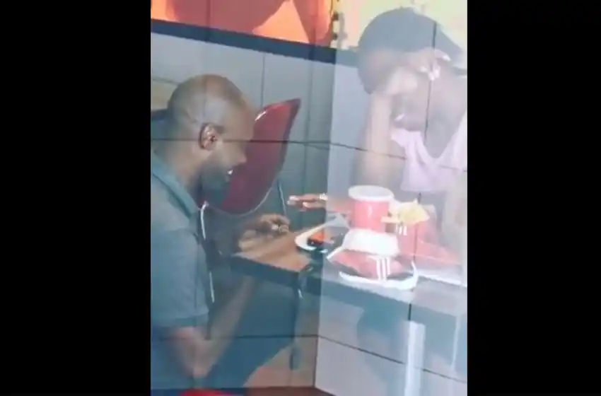 Le propuso casamiento en un local de hamburguesas, su historia se viralizó y tendrán una boda millonaria