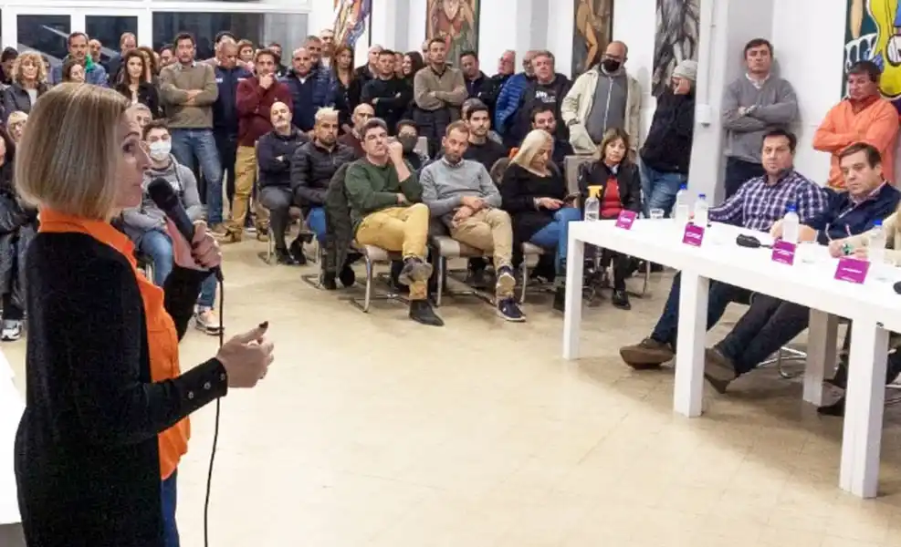 Rojas convocó a “redoblar el esfuerzo”