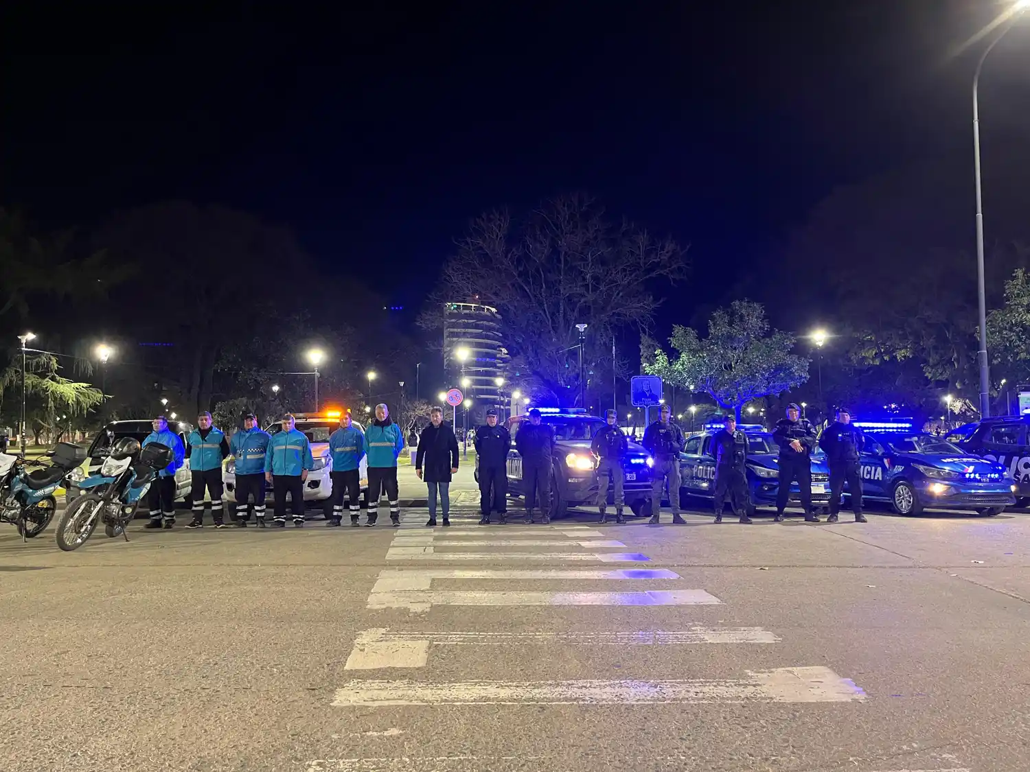 Personal municipal y policial en forma conjunta llevaron adelante los operativos.