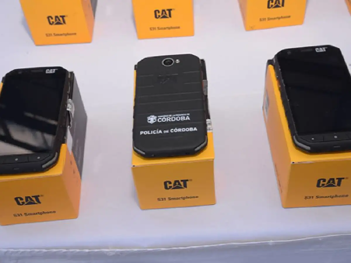 La Policía de San Francisco incorporó celulares duales