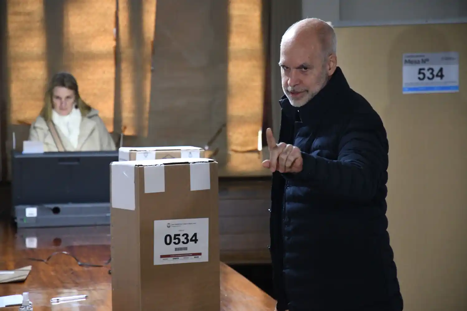 Larreta votó en la Facultad de Derecho de la UBA.