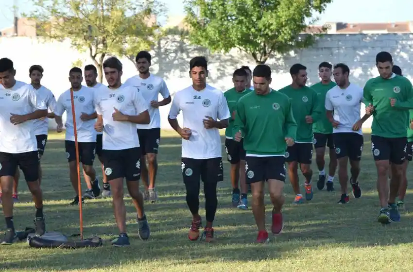 Kimberley volvió a los entrenamientos con un plantel renovado
