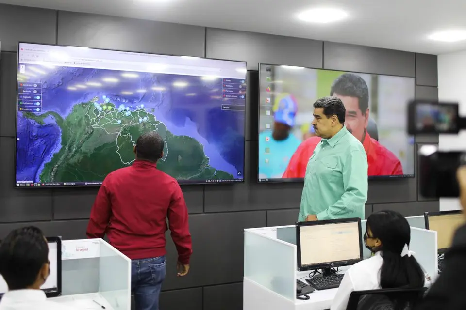 ¿NO SERÁN MÁS? Nicolás Maduro dice que en 24 horas han recibido 31 denuncias en el plan 1X10